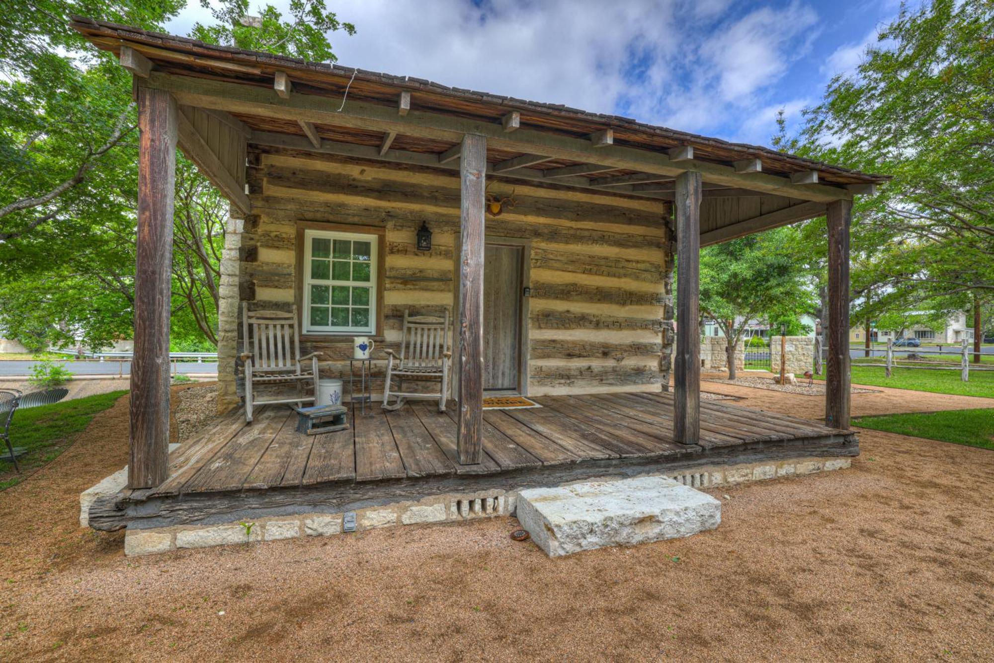 Vila Town Creek Cabin Walk To Main St Fredericksburg Exteriér fotografie